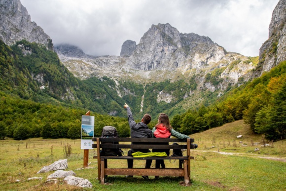 Czarnogóra – dzikie piękno kryje się w górach i parkach