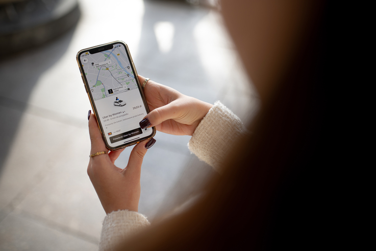 Nowa usługa taxi tylko dla kobiet – w Krakowie rusza Uber by Women